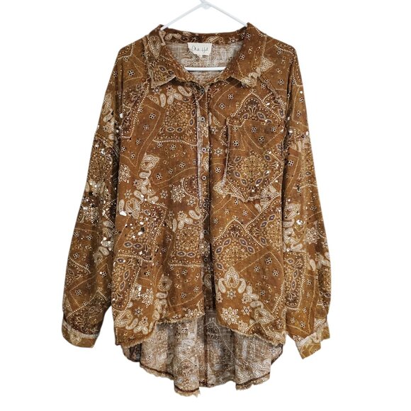 Oli and Hali Distressed Western Oversized Handkerchief Patchwork Button Top - L - Picture 1 of 11